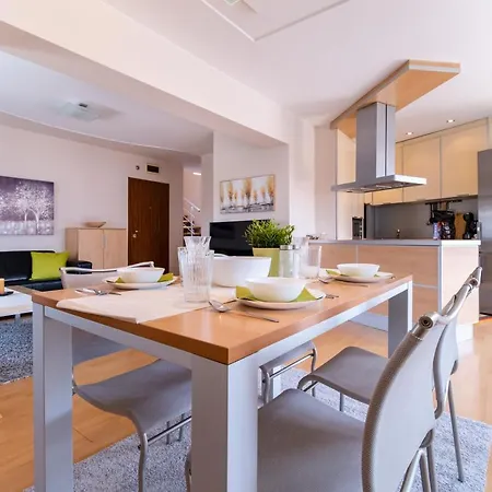 Apartament Spacious In The Center *